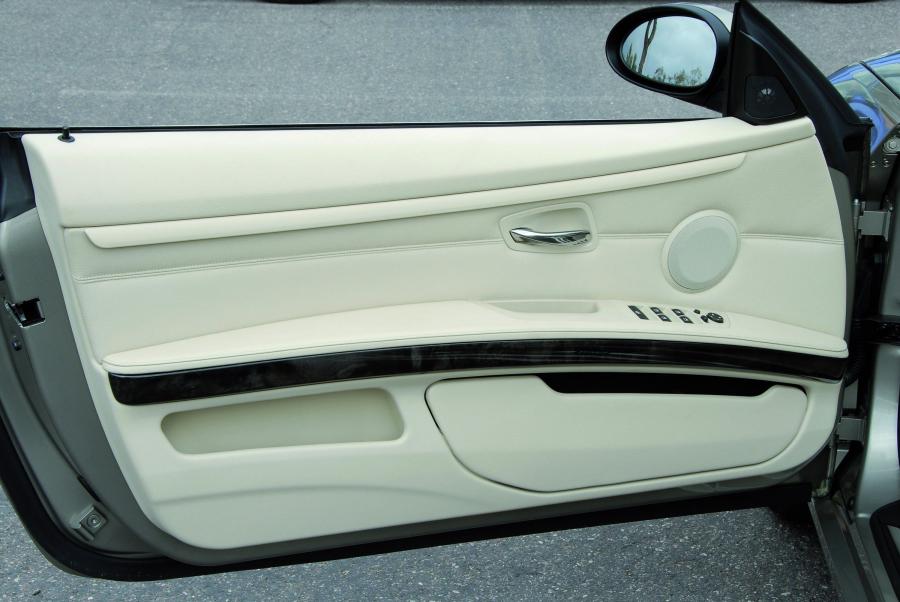  BMW 3-Series Convertible 2007 года  (фото 95 из 239)